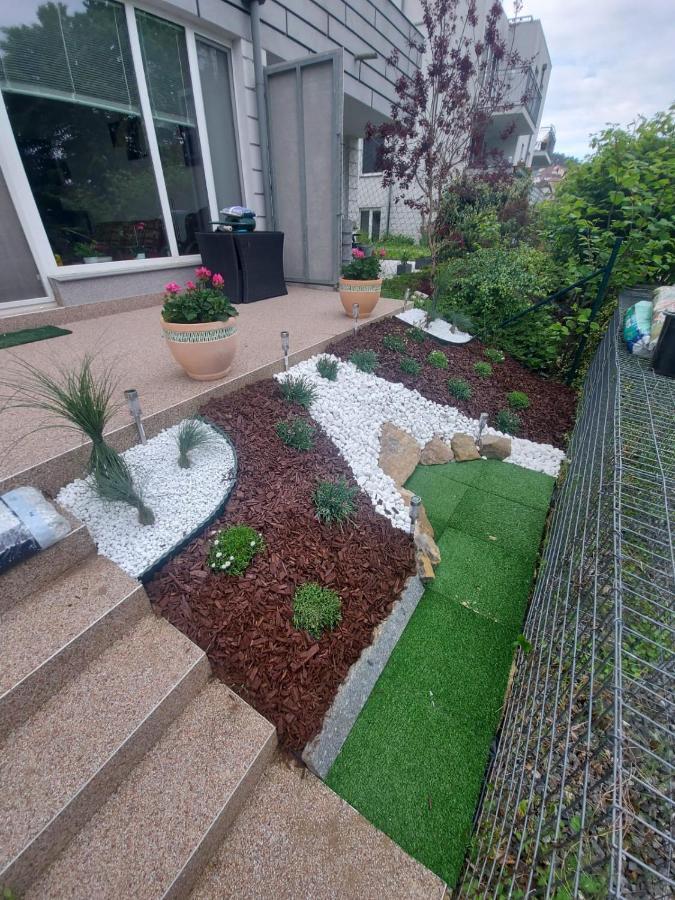 Apartman Residence Nabrezi Beroun  Eksteriør billede