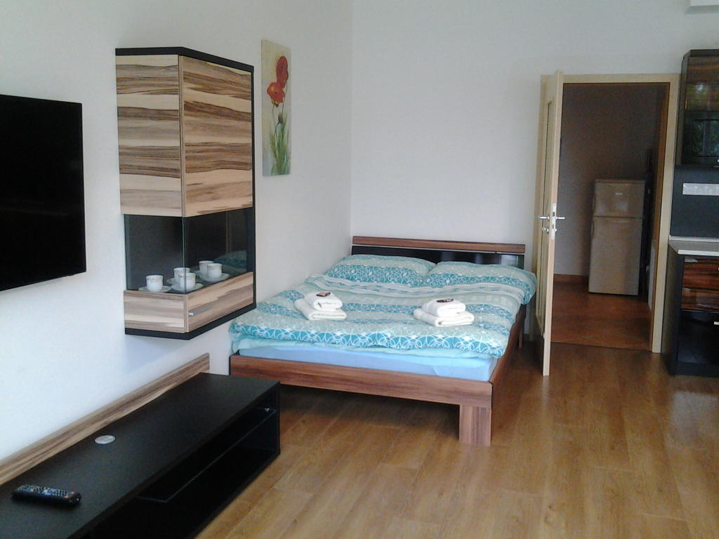 Apartman Residence Nabrezi Beroun  Værelse billede