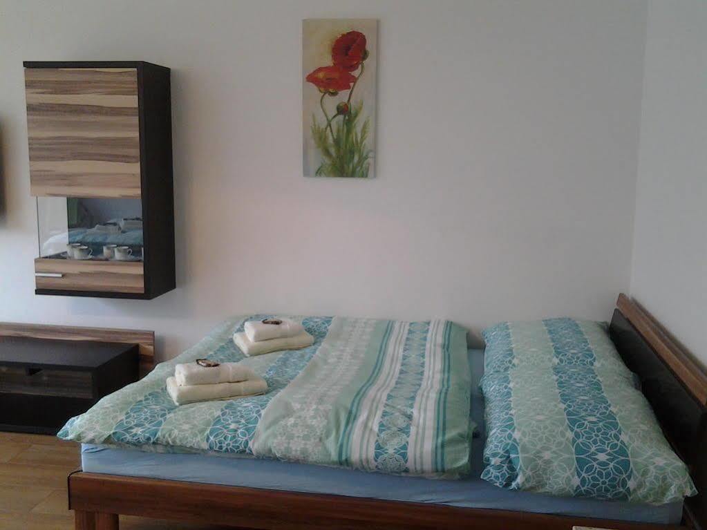 Apartman Residence Nabrezi Beroun  Eksteriør billede